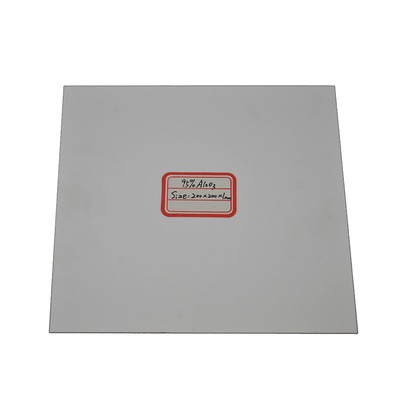 400 ميجا باسكال لوحة سيراميك أكسيد الألومينا لدرجة الحرارة العالية مع التمدد الحراري 8.9 × 10-6 / ك
