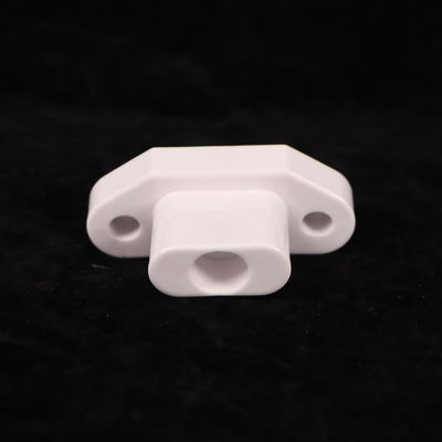 9 صلابة موس سيراميك الألومينا قوة انحناء عالية تتراوح بين 200-400 ميجا باسكال للتطبيقات الشاقة