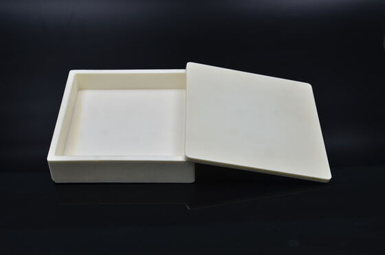 Alumina Ceramic tray Featuring Thermal Conductivity 25-35 W mK Designed for High Temperature Environments