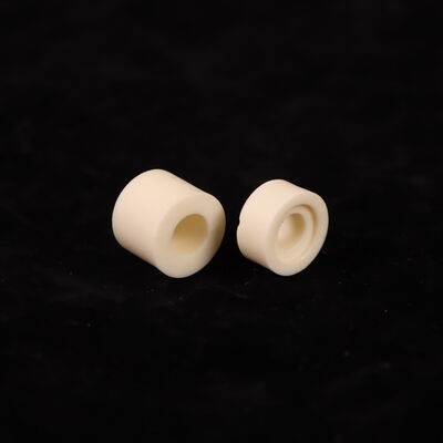 التوصيل الحراري 25-35 WmK مادة سيراميك الألومينا مناسبة للتطبيقات الصناعية والعزل الكهربائي