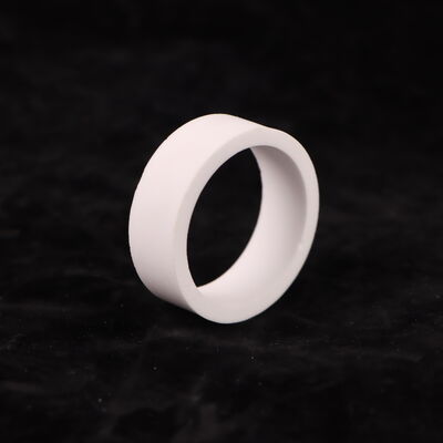 قوة الشد 200 إلى 400 ميجا باسكال من سيراميك أكسيد الألومنيوم الذي يتميز بمعامل يونغ 200 إلى 400 جيجا باسكال وقوة انضغاط تزيد عن 3000 ميجا باسكال للصناعات الثقيلة