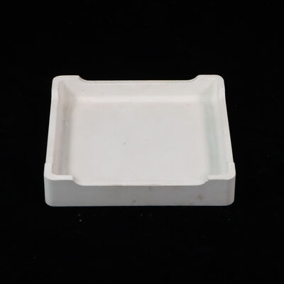 سطح ناعم مقاوم للنيران يضمن متانة طويلة مناسبة لذوبان الزجاج وبيئات الطهي السيراميكية