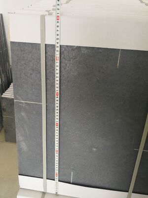 رفوف أفران الكربيد السيليكوني الأسود مصممة لعمليات التدليك في الأفران التي توفر استقرارًا حراريًا ومقاومة للارتداء